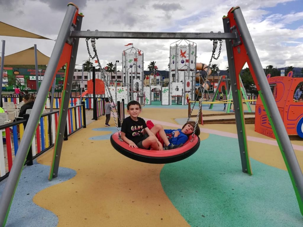 parque infantil en Cartama, Málaga