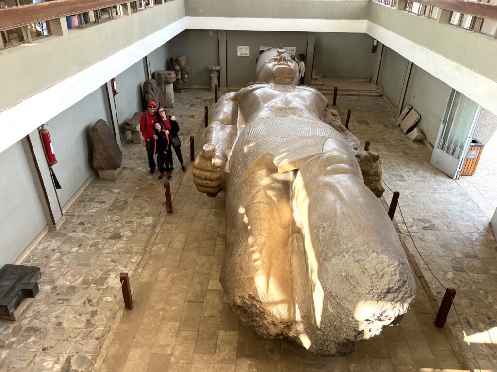 Estatua de Ramses II, en Menfis
