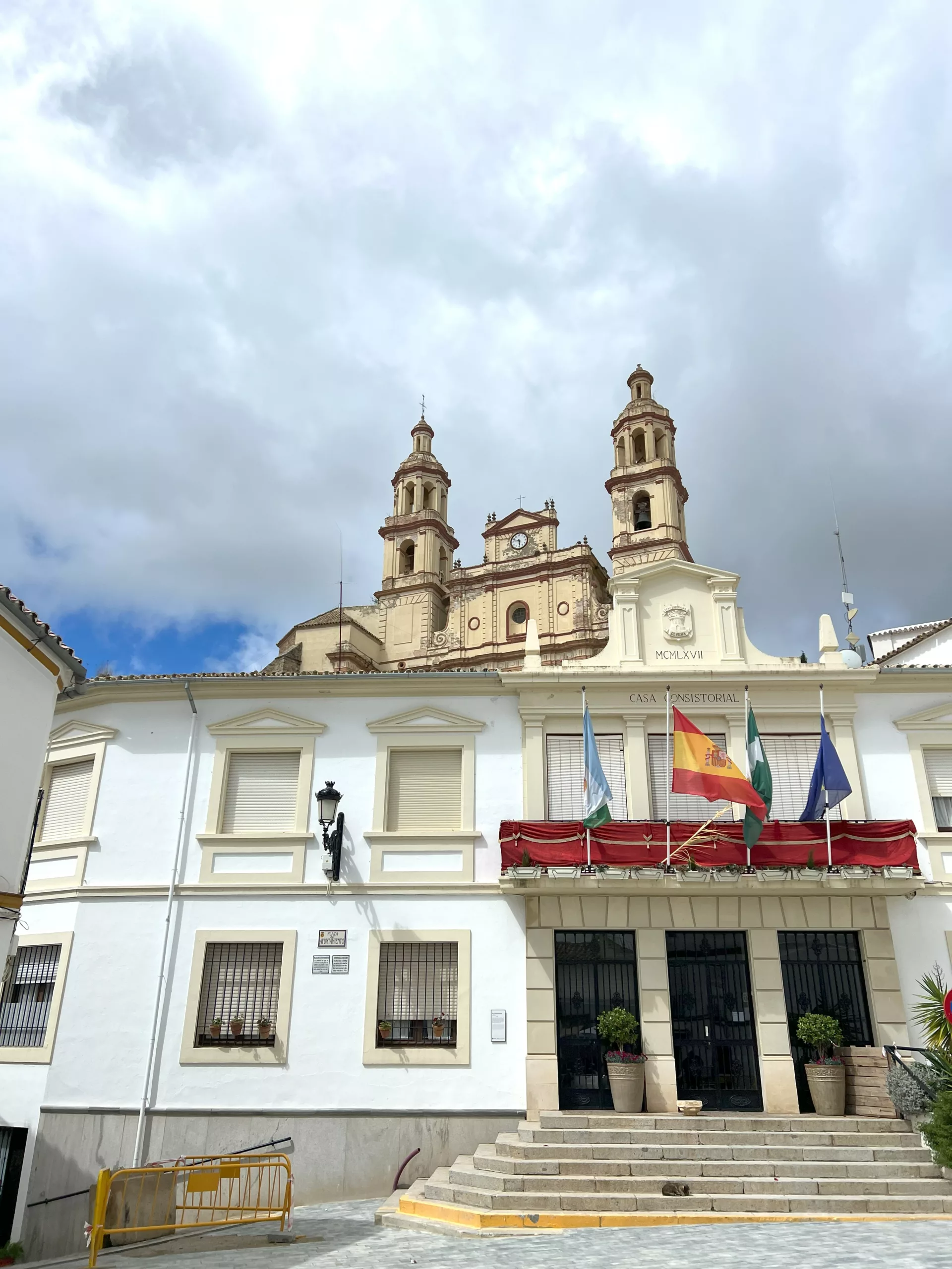 plaza ayuntamiento Olvera