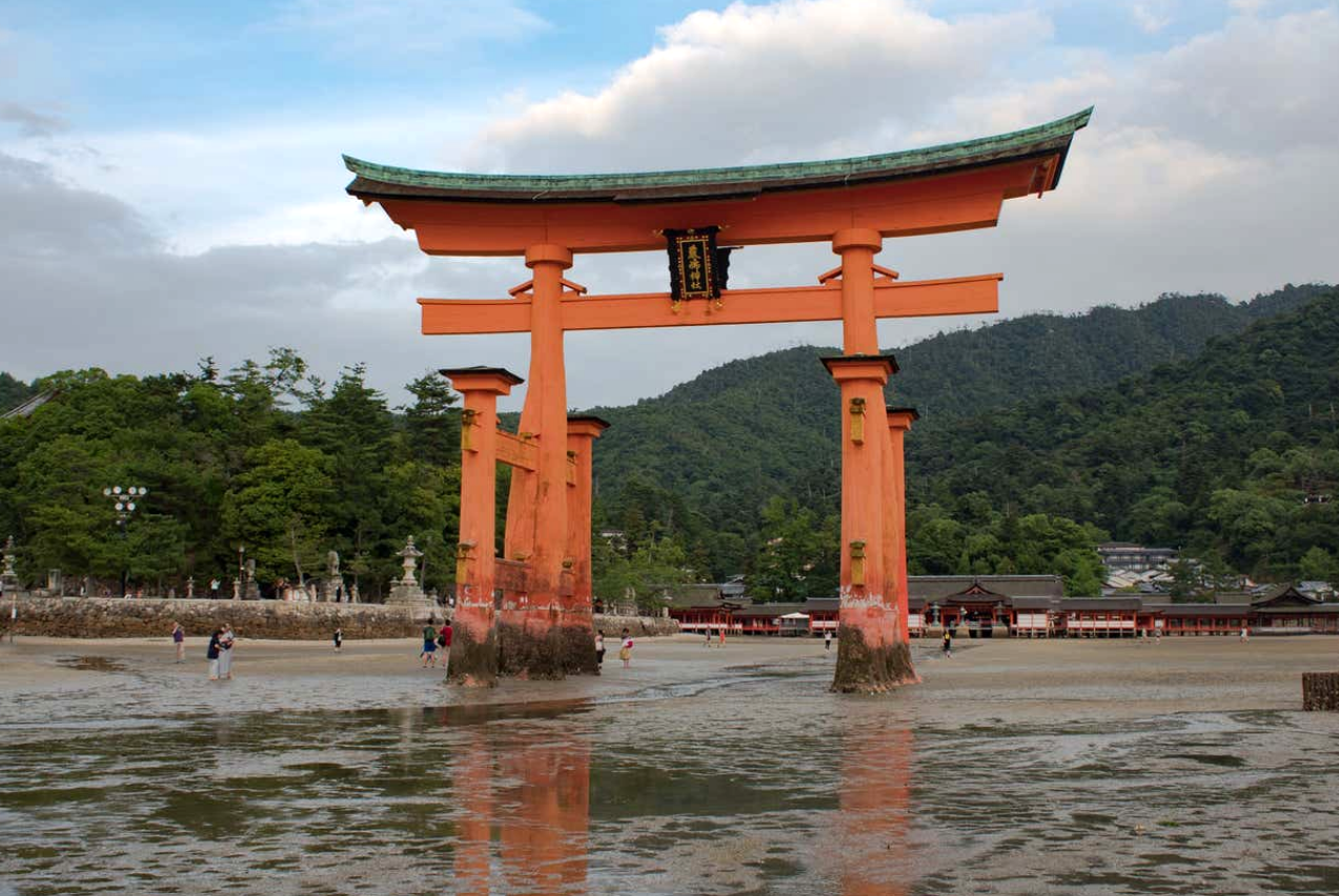 planes en japon con adolescentes gran tori